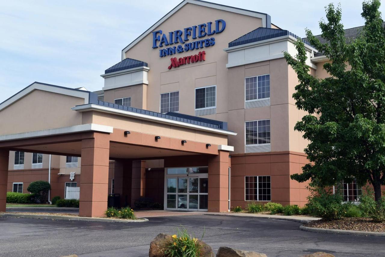 Fairfield By Marriott Youngstown/Austintown Exterior photo